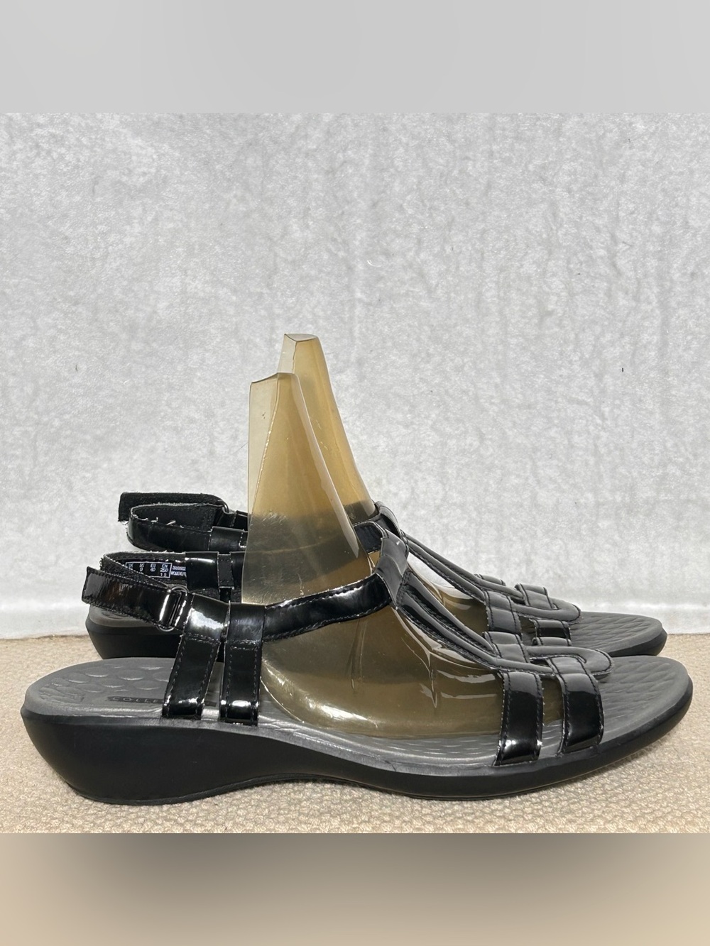Clarks Womens Black Patent leather Sonar Aster t-Strap Wedge Sandals Shoes SZ 9